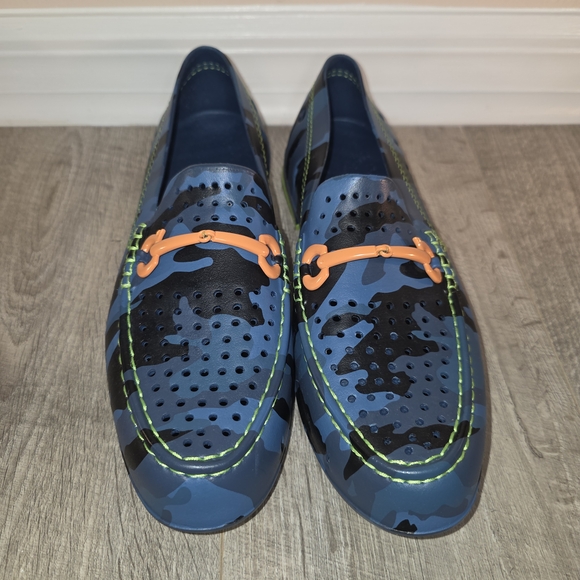 Floafers Stylish Blue Camouflage Men's Water Loafers - Picture 5 of 8
